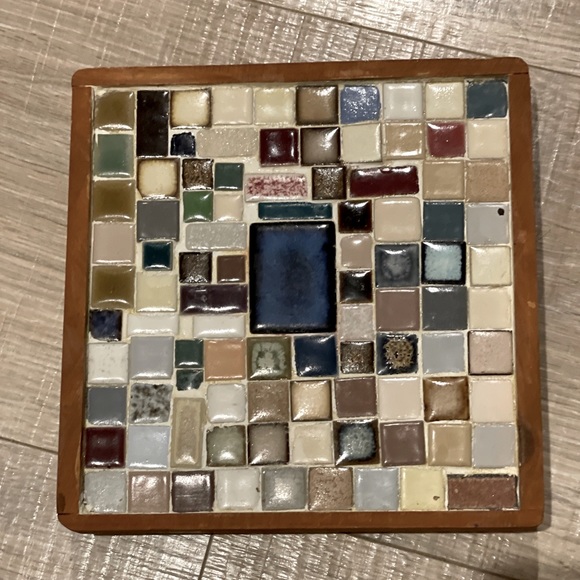SOLD! Mid Century Modern Mosaic Tile Trivet WOOD Frame - Picture 1 of 8